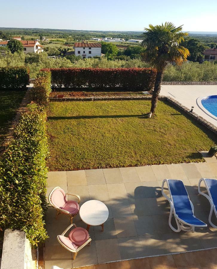 Holiday Home Marina Kaštelir Dış mekan fotoğraf