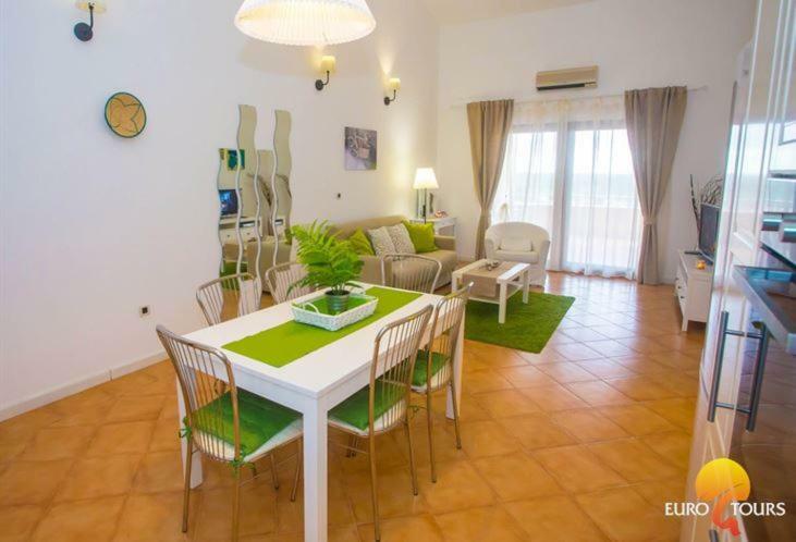 Holiday Home Marina Kaštelir Dış mekan fotoğraf
