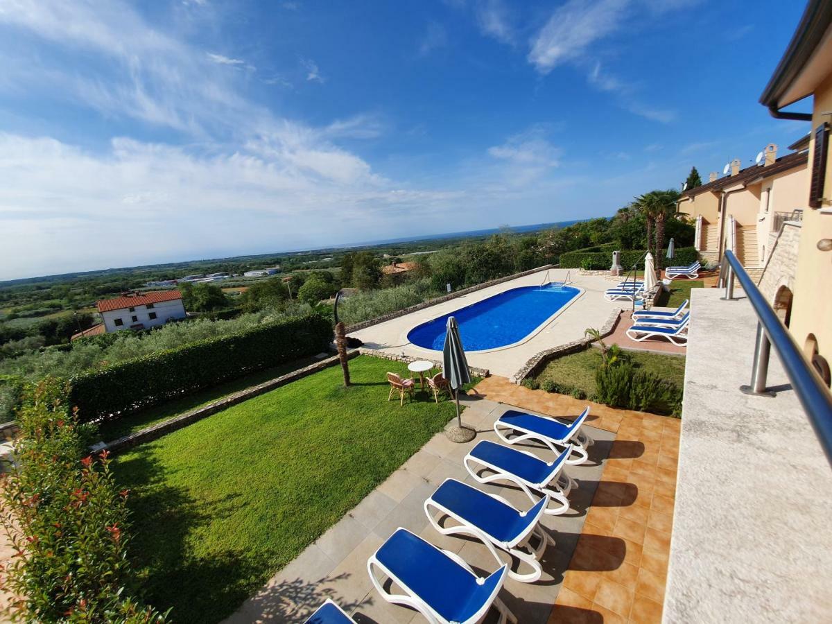 Holiday Home Marina Kaštelir Dış mekan fotoğraf